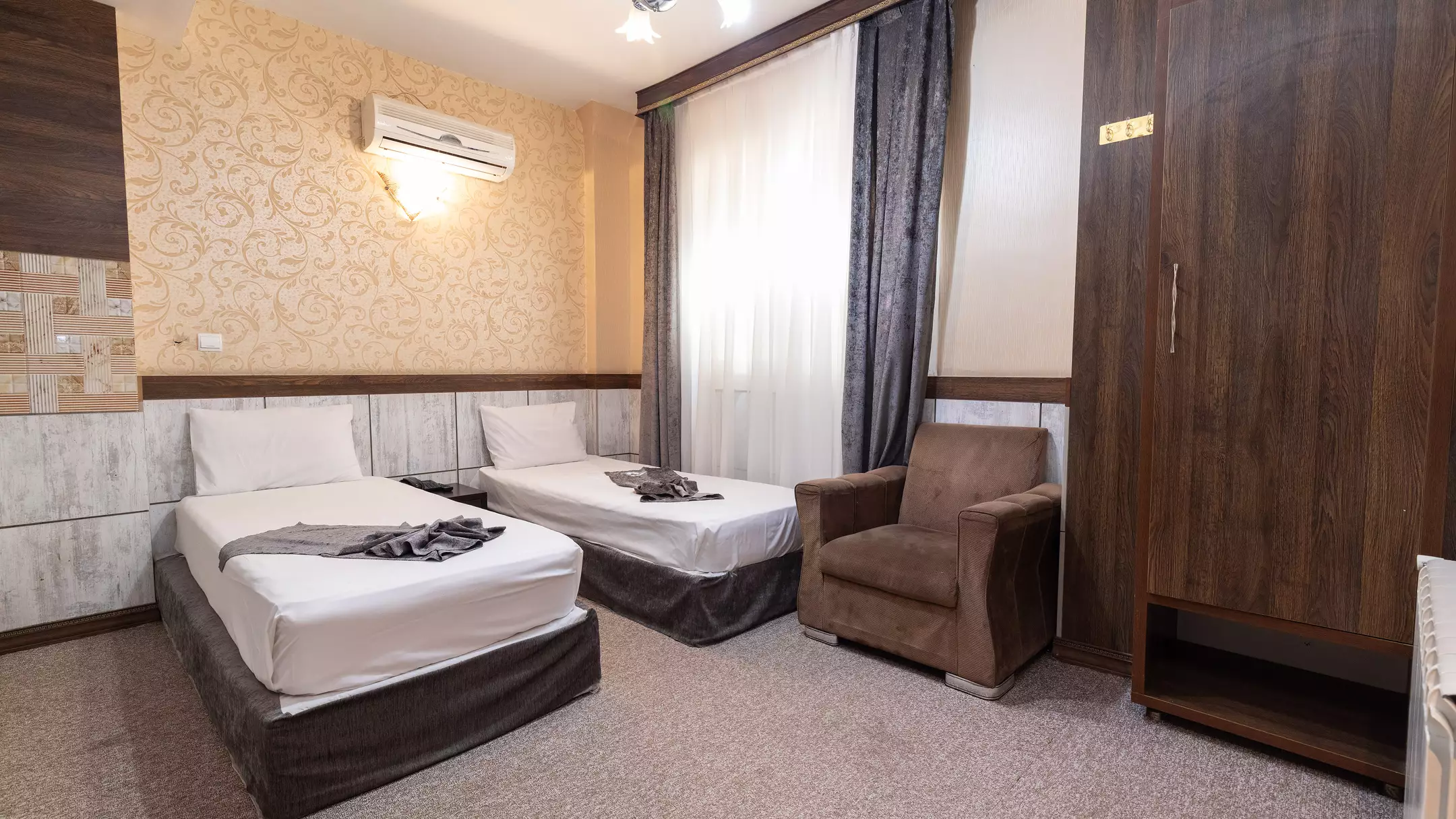 هتل سفرا مشهد